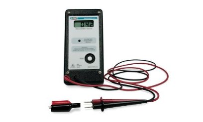 Megohmmeter, Hand Held, 1 MΩ to 200 MΩ, 3%, 500V, 3.5 Digit by TEGAM